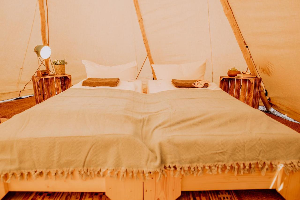 Raus Und Gut Glamping Am Graebendorfer See Drebkau Buitenkant foto
