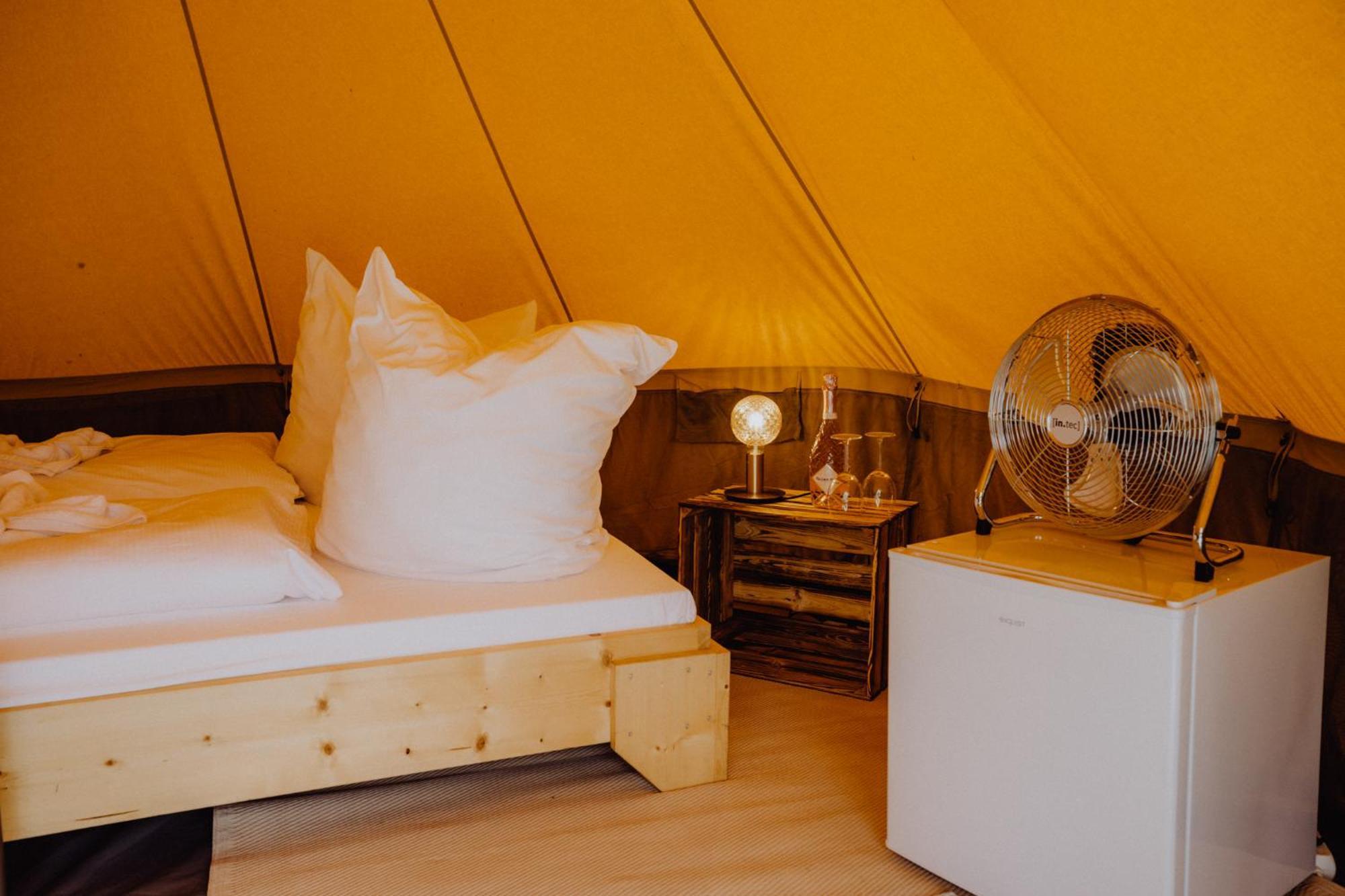 Raus Und Gut Glamping Am Graebendorfer See Drebkau Buitenkant foto